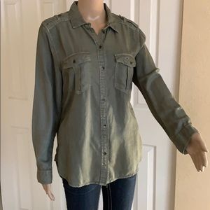 American Eagle shirt